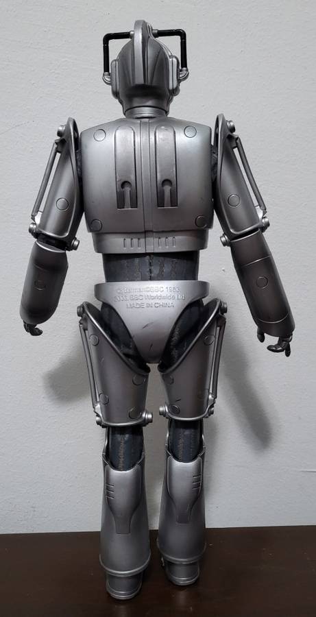 Cyberman (DR Who) 2006 BBC TV Series 35cm Tall