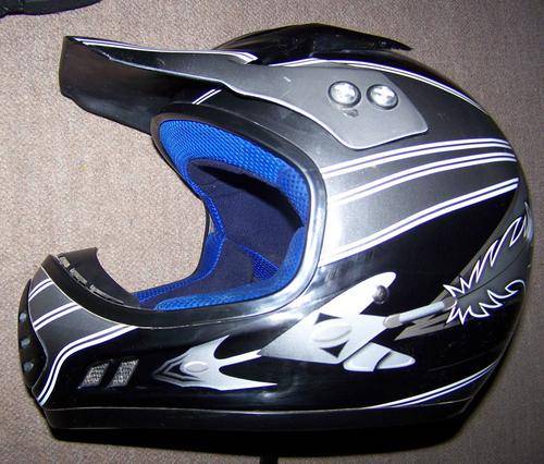 VR1 Adult large Helemt