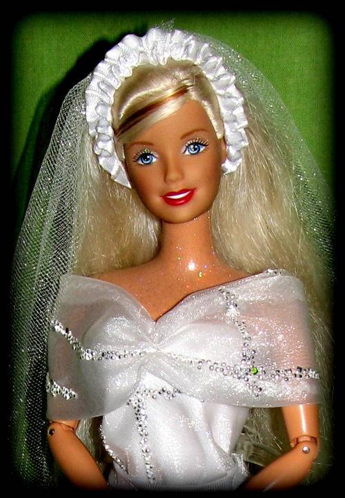 Bridal Bonanza: Glitter Glam Barbie bridal doll made by Mattel