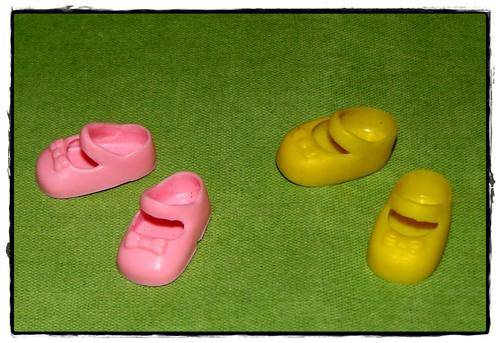 Barbie's sister SHELLY doll Shoes (Lot #2)