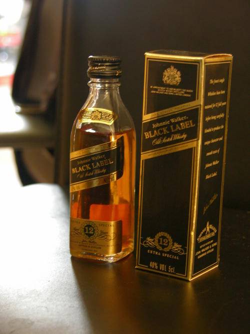 Johnny Walker Miniature Black label Scotch Whiskey Full & sealed in presentation box