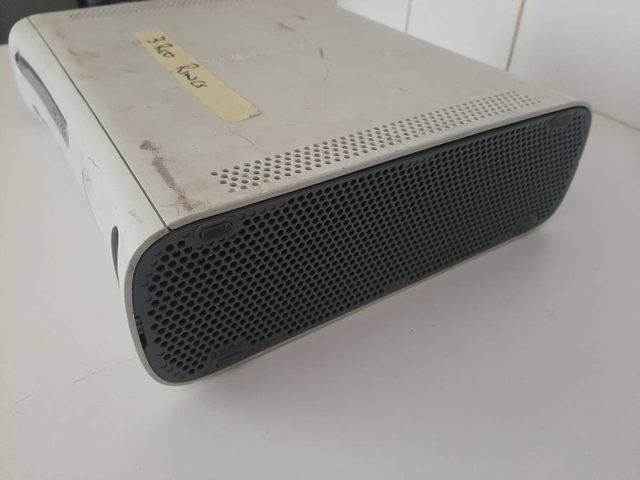 XBOX 360 not working ( Three red rings )