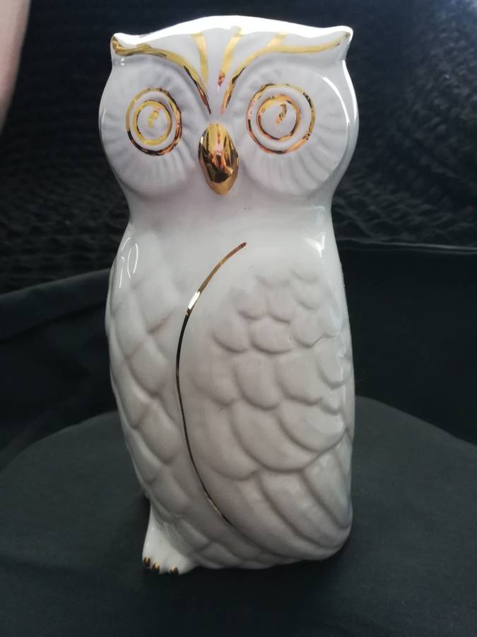 Beautiful large white and gold Ceramic Owl