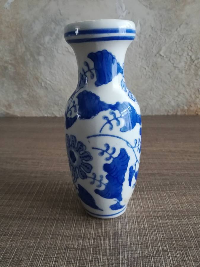 Genuine Ming Blue Porcelain, Hand crafted in China