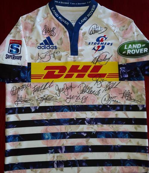 Stormers Super 15 "Storm in a tea cup" Jersey Signed 2015