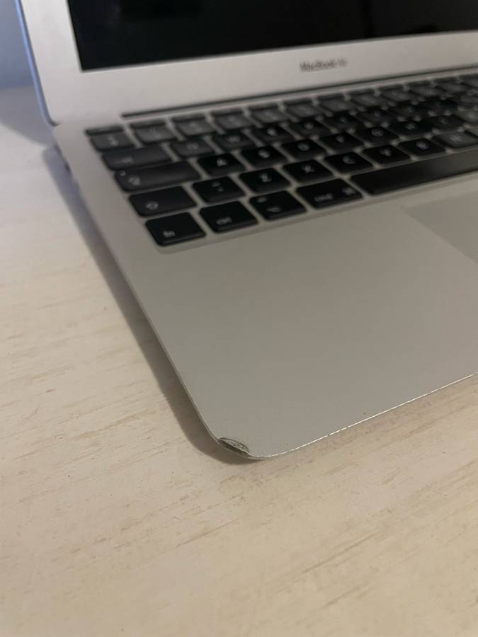 Macbook Air - 11 Inch (2012)