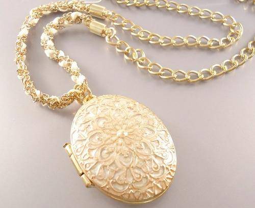 Gold Tone Exquisite Elliptic Phase Box (Can Put Photos) Necklace Chain Jewelry