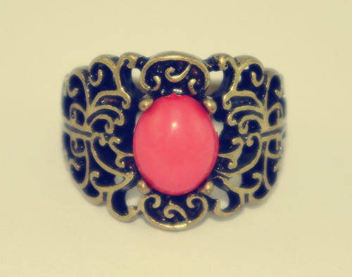 ***True Grace Accessories*** Retro Palace Vintage Hollow Bronze Ring (Pink)