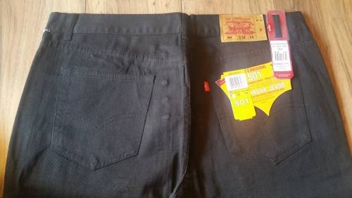 LEVI STRAUSS - 501 - Mens Jeans - W38L34 - Brand New