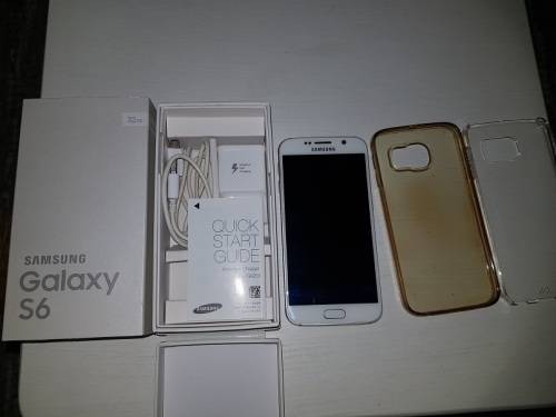 Samsung S6 32gb Boxed + 2 Covers - excellent condition