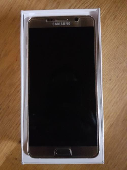 Samsung Note 5 32GB Boxed + Fast Charger + Tempered Glass + Body Glove Cover - excellent condition