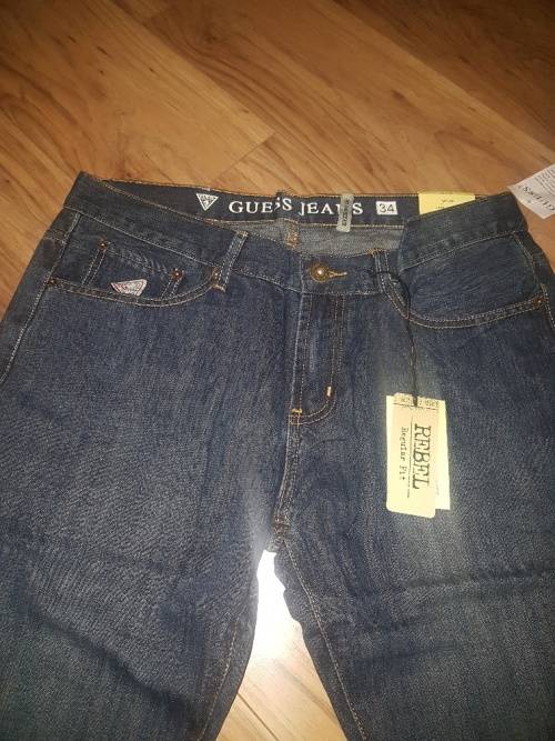 GUESS JEANS SIZE W32L32 - Brand New