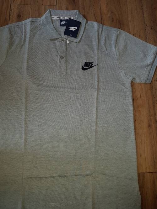 NIKE Golf Shirt - Medium (Light Grey) - Slim Fit