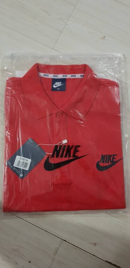 NIKE Polo Shirt Slim Fit - Medium- Brand new - with tags
