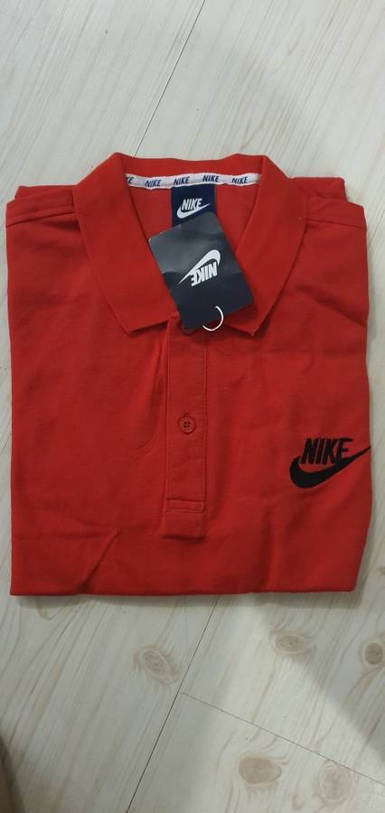 Nike Slim Fit - X-Large - Brand new - with tags (Red)
