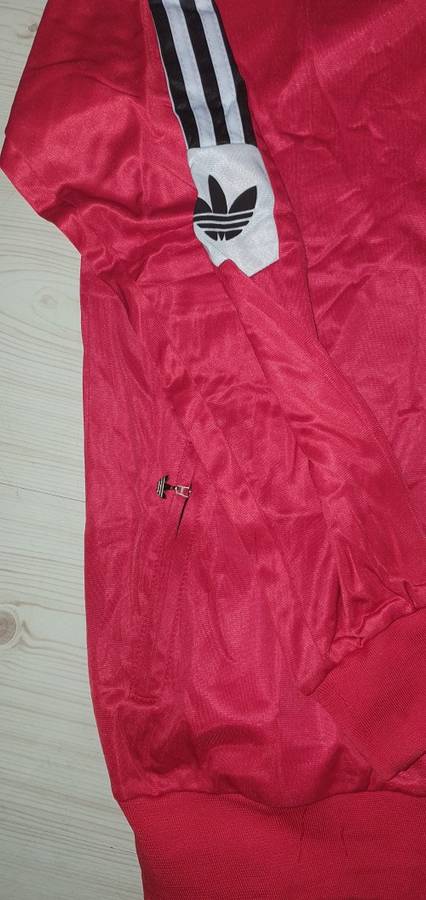 ADIDAS Tracksuit Super Slim Fit - X-Large - Brand new - with tags (Red)