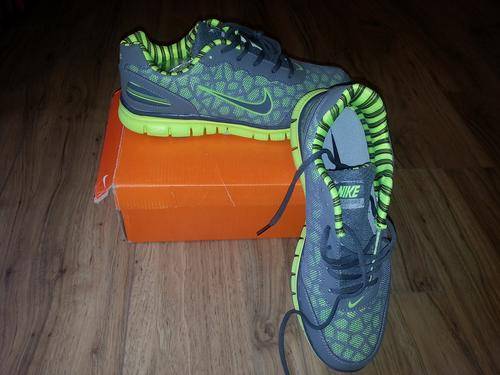 Nike Mens Shoes UK 8.5 - Brand New