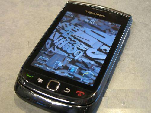 BLACKBERRY TORCH  9800 WITH CHARGER - BLACK