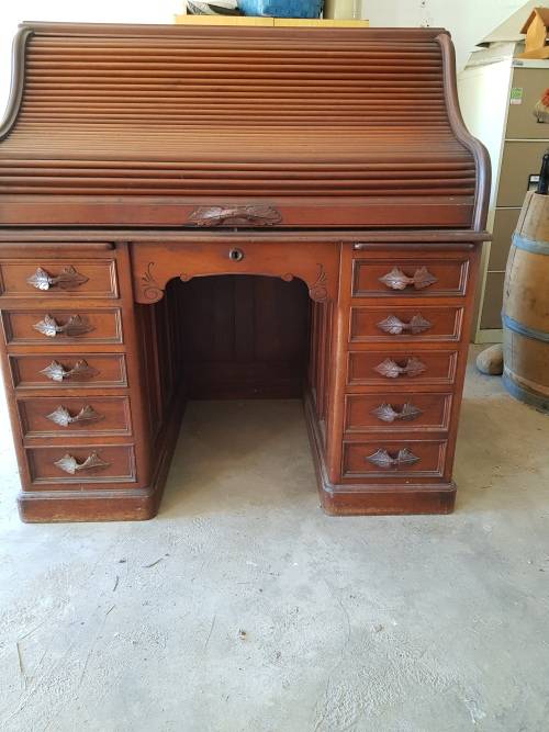 Magnificent Roll top desk