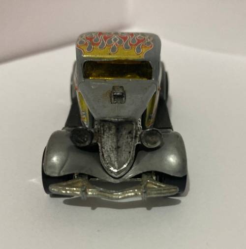 Hot Wheels , 2 x Ford , old Hot Wheels , play worn , unboxed