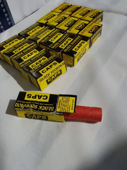 Black Scorpion Clap Gun caps rolls