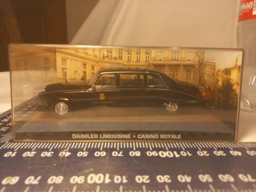 007 James Bond Daimler Limousine - Casino Royal
