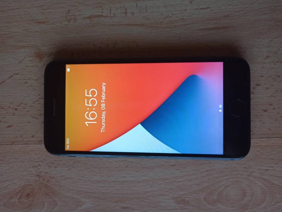 IPHONE 8 256GB, 100% BATTERY HEALTH!!! EXCELLENT CONDITION