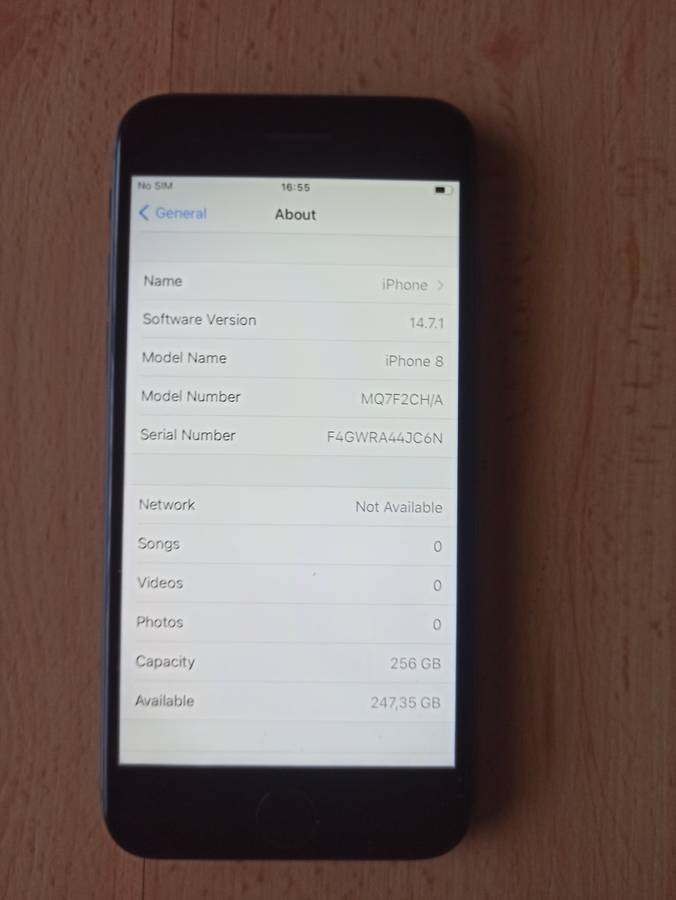 IPHONE 8 256GB, 100% BATTERY HEALTH!!! EXCELLENT CONDITION
