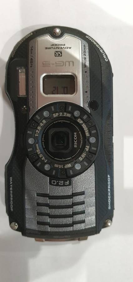 WATERPROOF CAMERA RICOH WG-5 GPS WATERPROOF SHOCKPROOF FREEZEPROOF CRUSHPROOF CAMERA