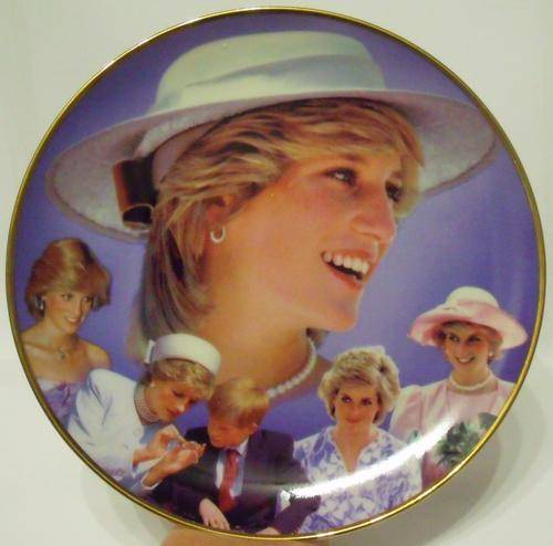 COMMEMORATIVE PLATE 'DIANA - ENGLISH ROSE'