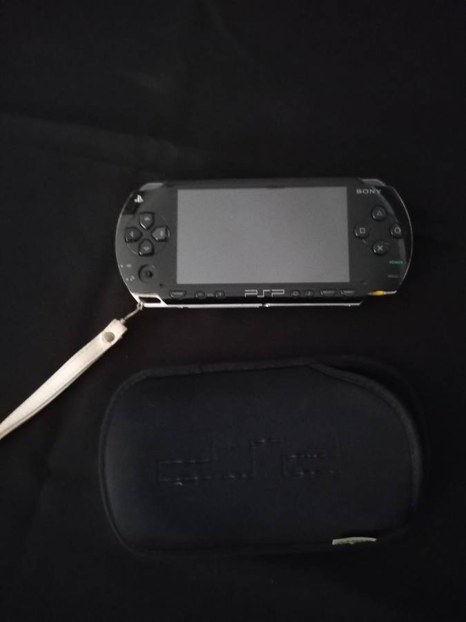 Sony PsP ( no battery or Charger )