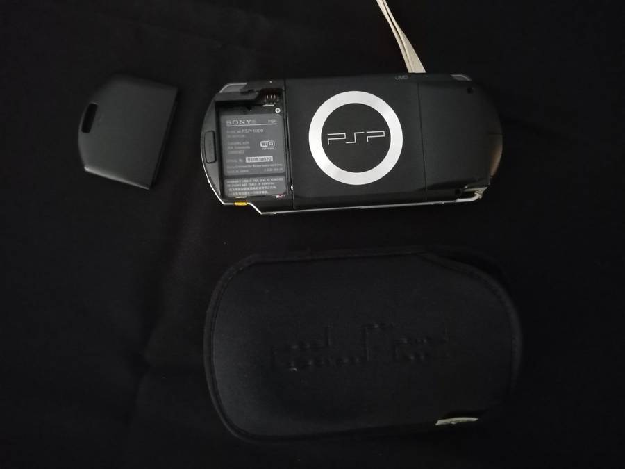Sony PsP ( no battery or Charger )