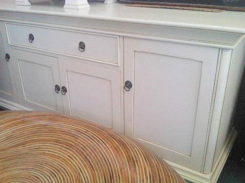 WETHERLYS FRENCH WHITE SIDE BOARD FOUR DOORS ONE DRAWER