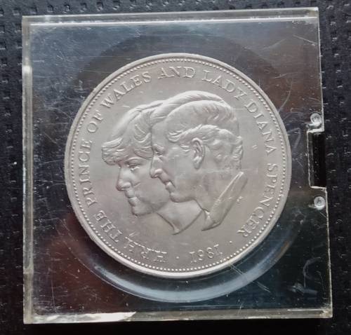 1981 Charles and Diana wedding coin in original holder