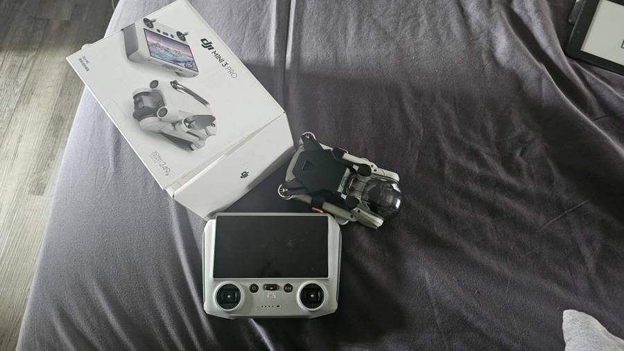 DJI mini 3 pro - hardly used