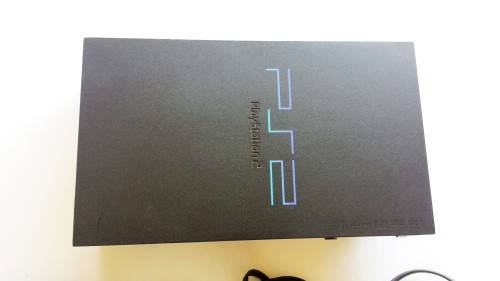 Sony Playstation 2 (PS2) console & accessories
