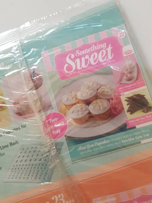 Baking Moulds, Two-Size Gem Tray