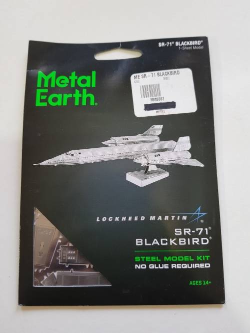 Fascinations, Metal Earth, SR-71 Blackbird, Steel Model Kit