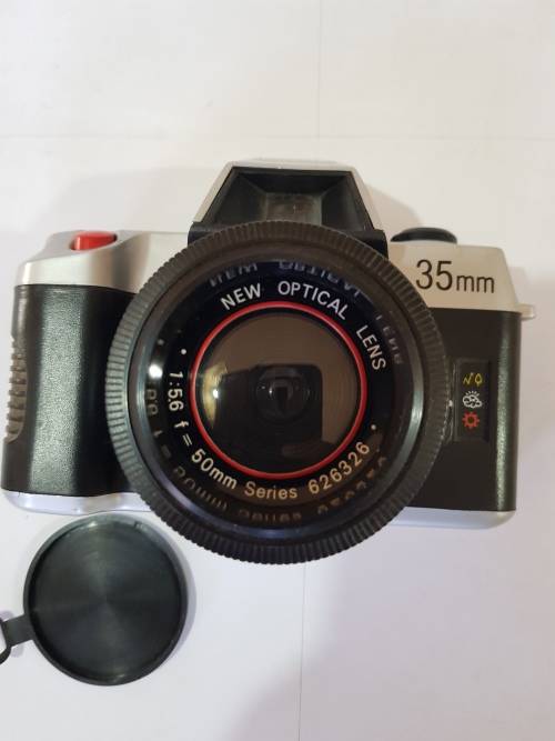 Vintage Camera, Mikon 35mm Film Camera, Series 626326