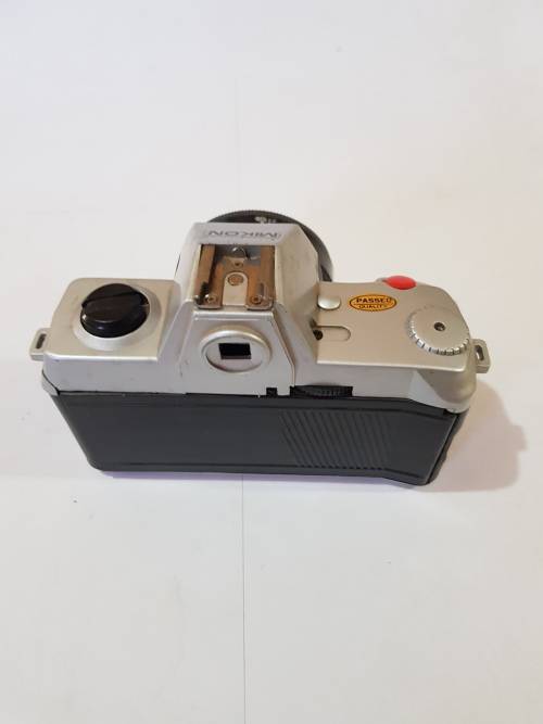 Vintage Camera, Mikon 35mm Film Camera, Series 626326