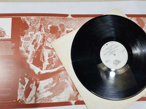 Ipi `N Tombia featuring Margaret Singana, The Warrior LP, VG+