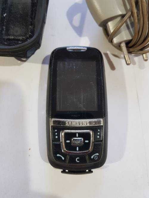 Samsung SGH-D600E Cellphone
