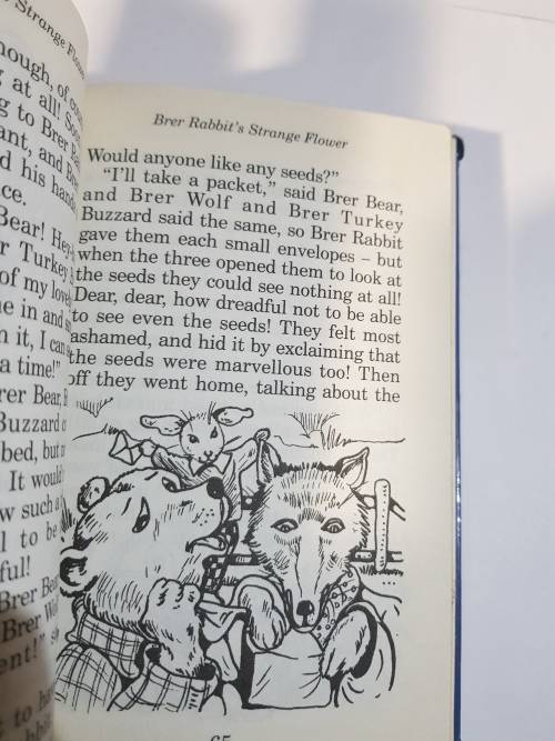 Enid Blyton, The Sneezing Dog and Other Stories, Hardcover