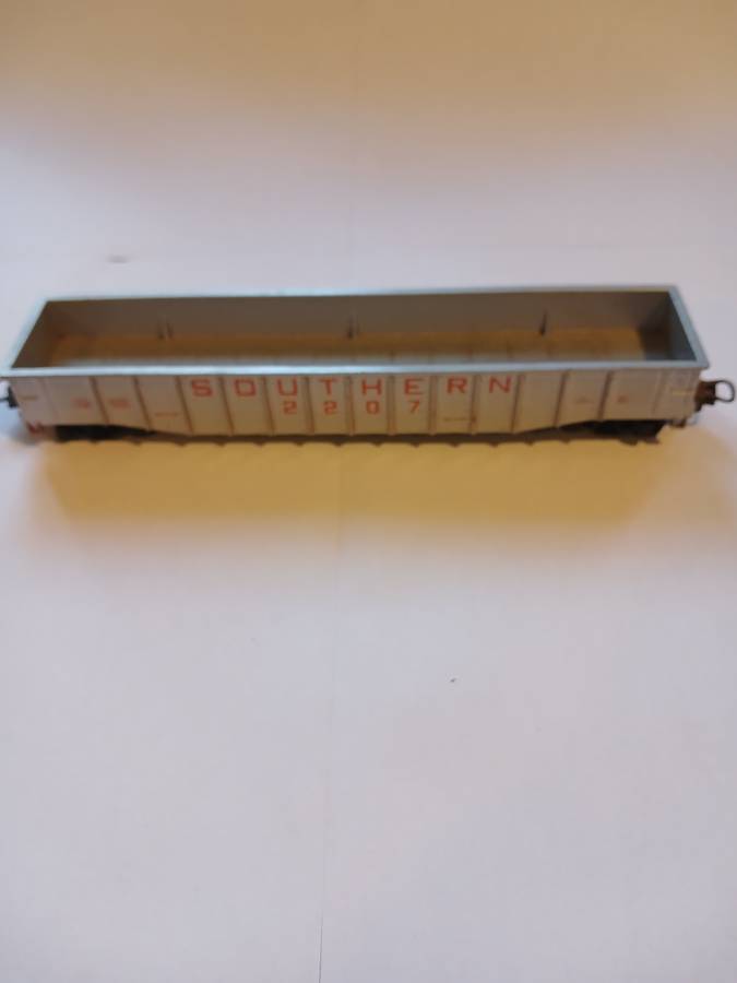 Lima Model Trains, Southern 2207 Train Car