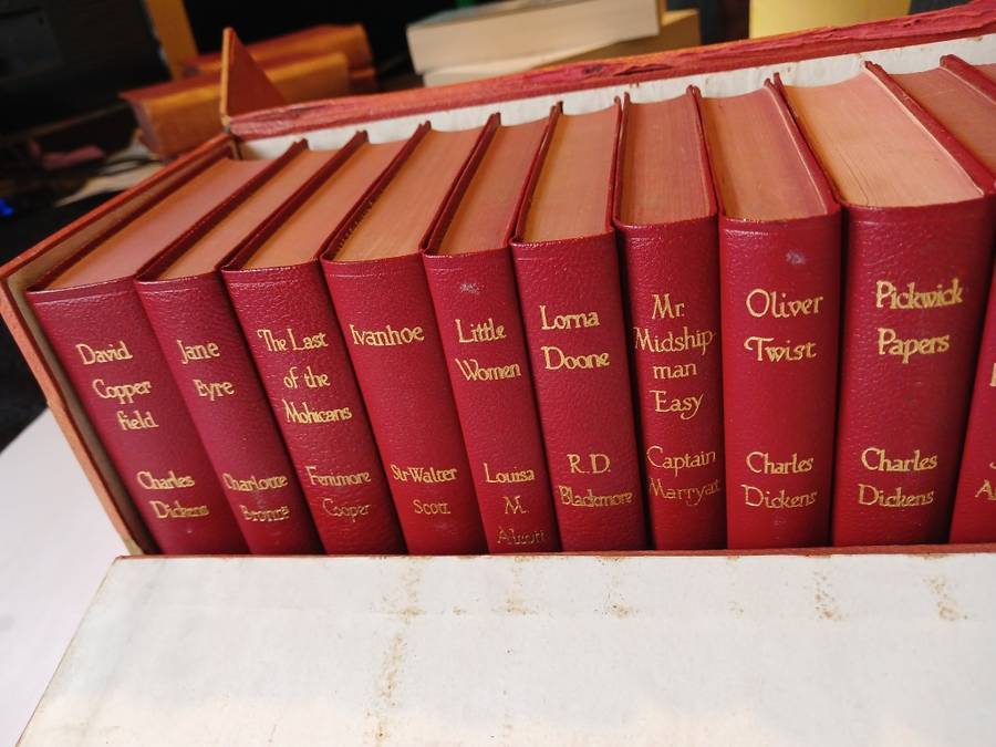 Original Vintage Boxed Set of Twenty Classic Novels, Central Classics