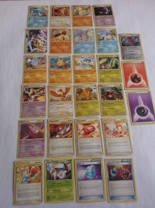 2010 Pokemon/Nintendo trading cards x 27