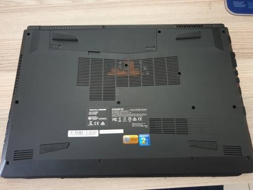 Gigabyte Sabre 17 G8