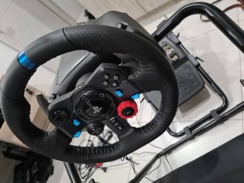 F-GT Lite Racing Rig and Logitech G29