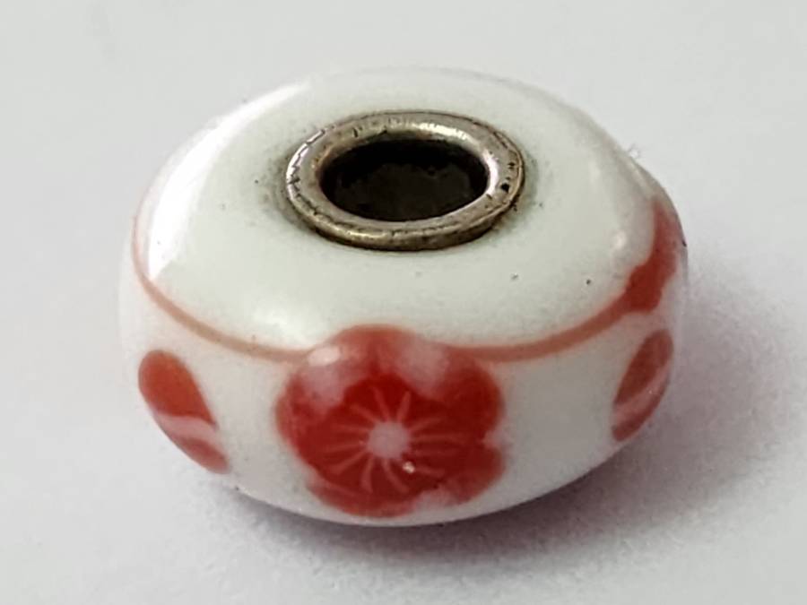 Kimono Ume Trollbead - RETIRED BEAD