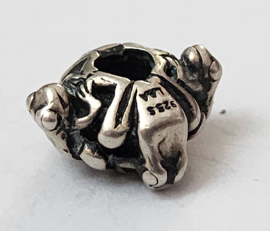 FOUR FROGS - RETIRED BEAD
